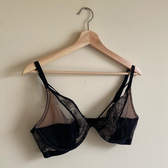 Victoria’s Secret Very Sexy Plunge Bra Black - Picture 2 of 9